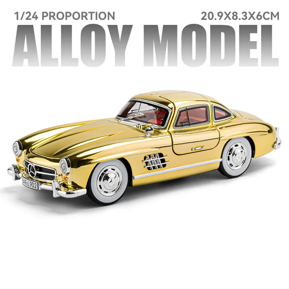 (300sl Gold) Modelo De Carro Esportivo Em Escala 1:24 Com Efeitos De Som E Luz, Portas Que Podem Ser Abertas.