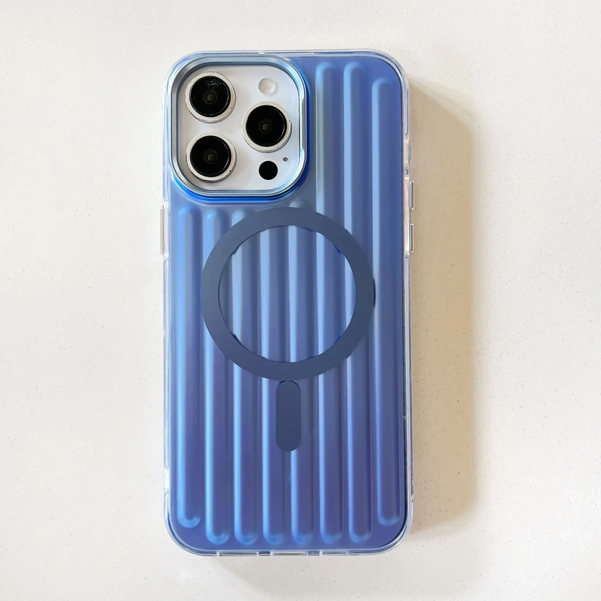 Capa Para Celular Com Estampa Ondulada 3d (azul Claro, Iphone 17 Pro), Compatível Com Proteção Magnética Antichoque Magsafe.