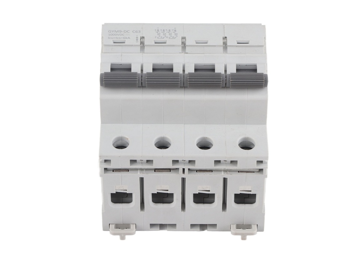 Disjuntor miniatura 4P com proteção contra sobrecarga e curto circuito interruptor de ar para bateria de motor CC 1000V 63A S/MARCA