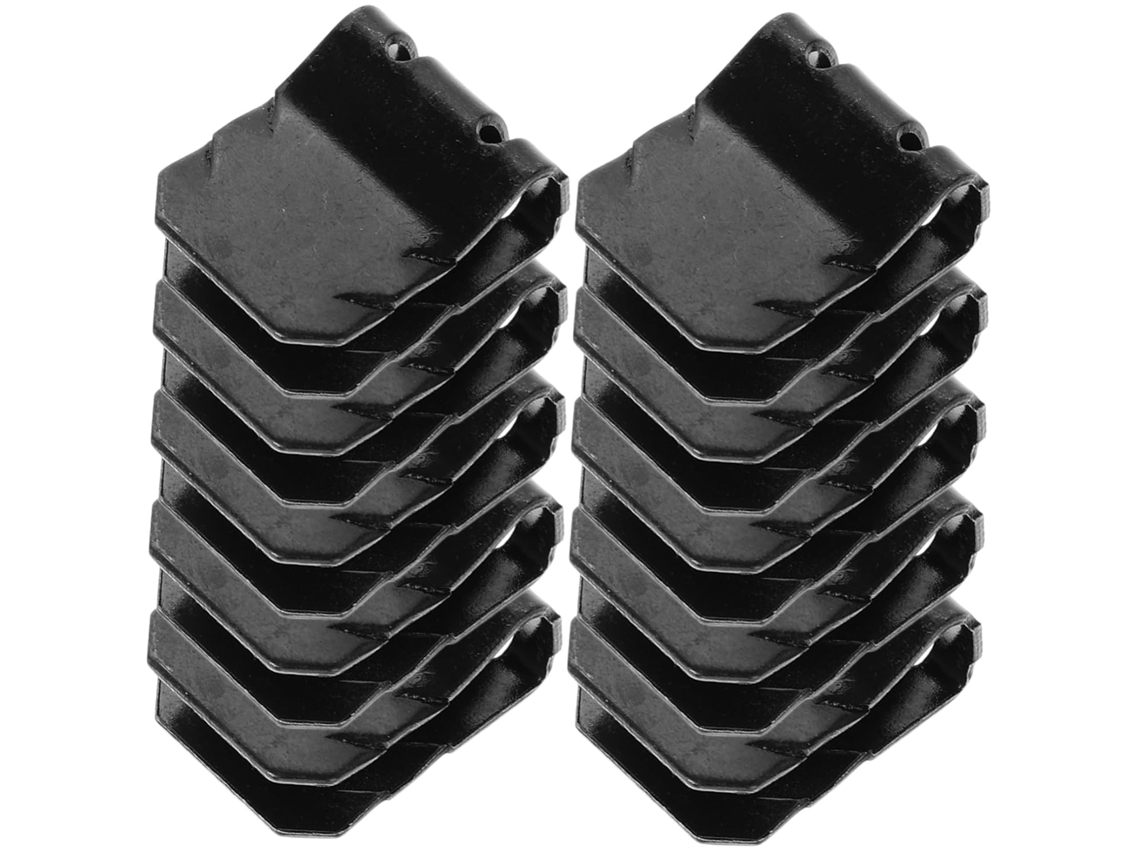 Kit com 10 clipes metálicos para fixação de peças na carroceria do carro.