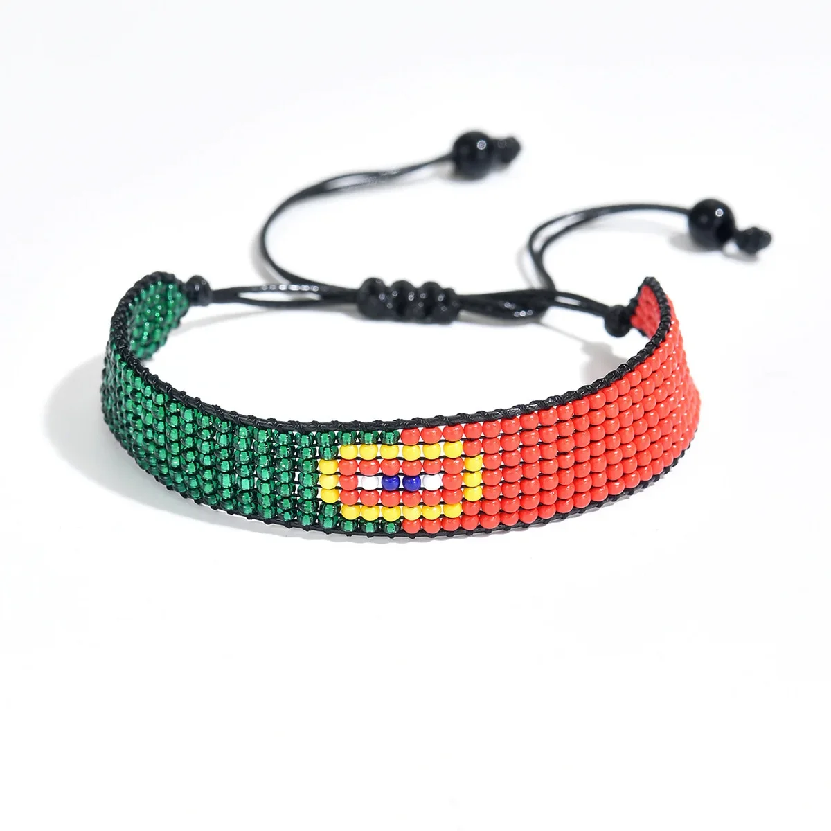 Pulseira De Miçangas Tecidas À Mão Com Design Geométrico Boêmio.