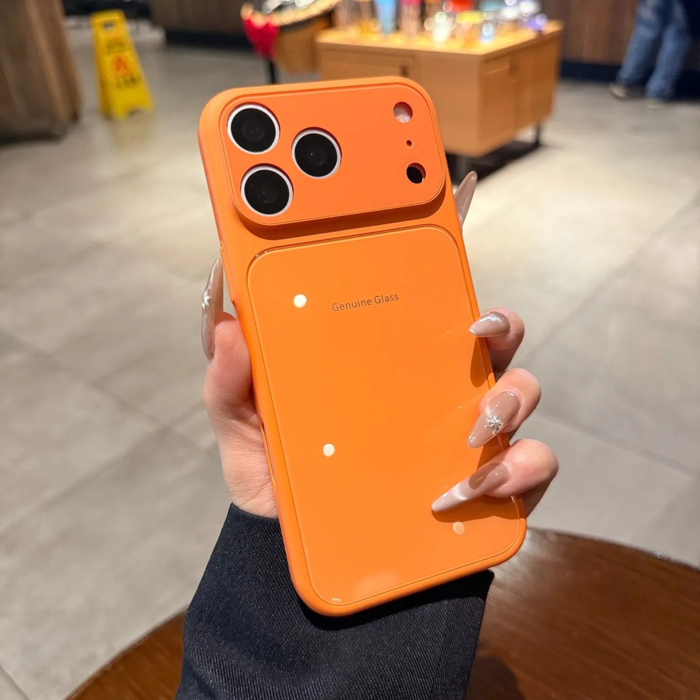Capa Rígida Brilhante De Vidro Temperado (laranja) Para Iphone 11 Pro Max