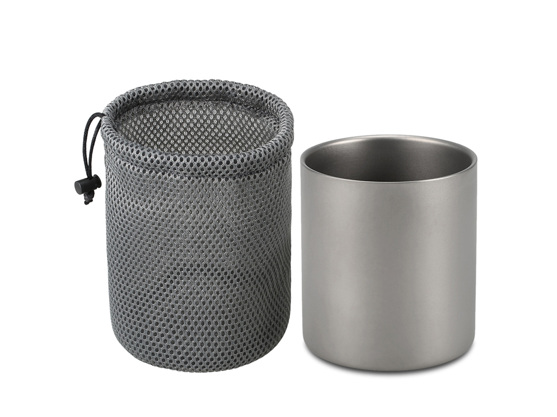 Copo de Água Isolado de Titânio Lixada 450ml