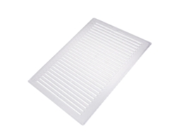 Régua de plástico transparente para desenhar linhas horizontais, durável e flexível, adequada para uso em mesas e bancadas.