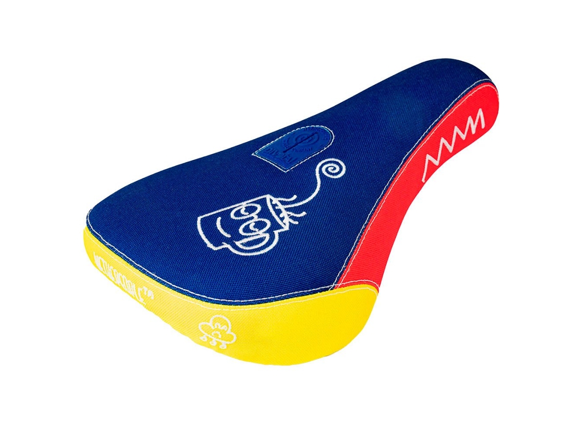 Selim Dan Banks Team Amarelowethepeople
