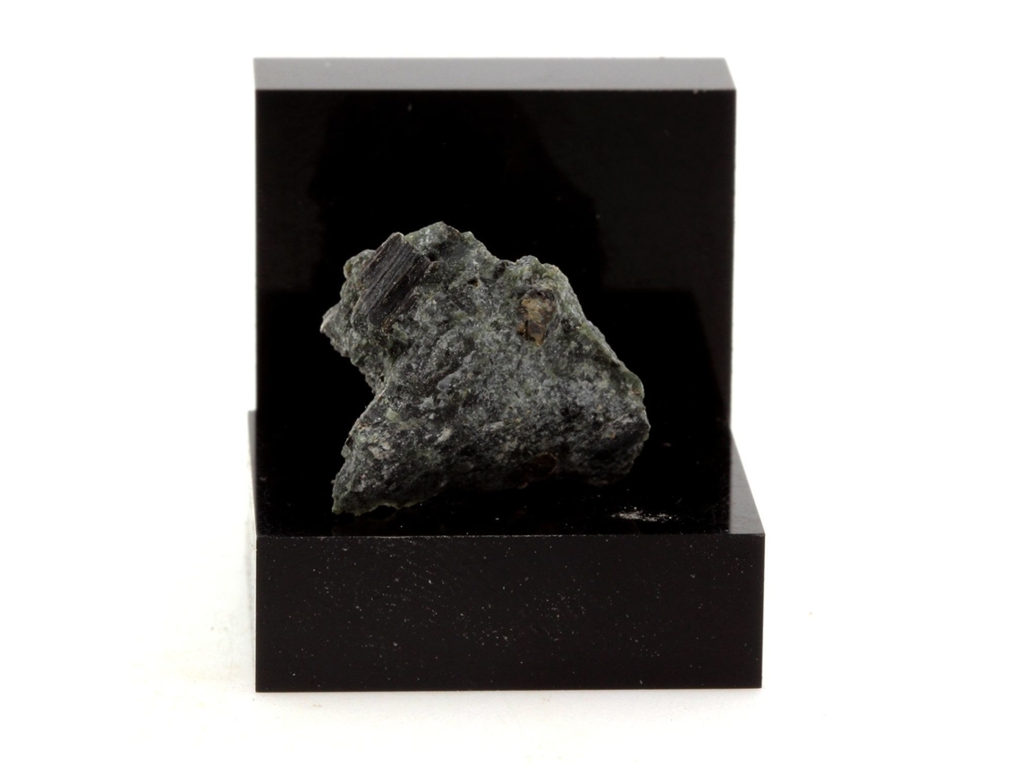 Biotite Pedra Natural Do Canadá Oka Rocha Metamórfica Multicolorida 27,05 Ct Certificado de Autenticidade Incluído 22X17X17Mm