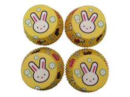 Conjunto De 100 Forminhas Papel Manteiga Para Base Bolo, Com Estampa Colorida Coelho Amarelo.