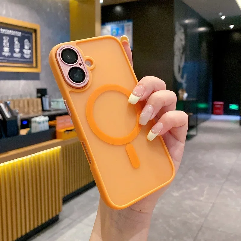 Capa Fosca À Prova De Choque Para Iphone 15 Plus (laranja) Com Estrutura Reforçada.