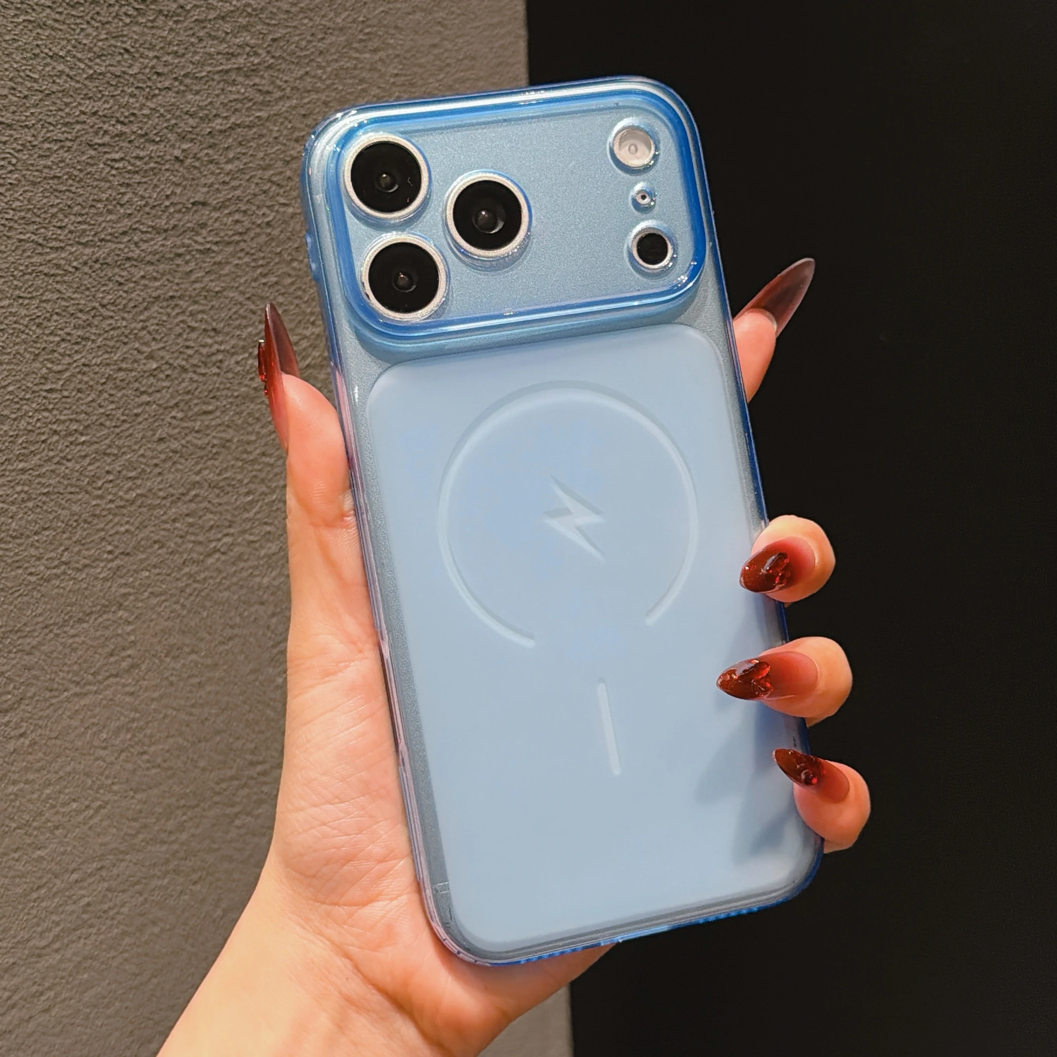 Capa De Celular Em Tpu Transparente Fosco (iphone 14 Pro), Macia E Simples.