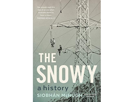 Livro Snowy de Siobhán Mchugh (Inglês)