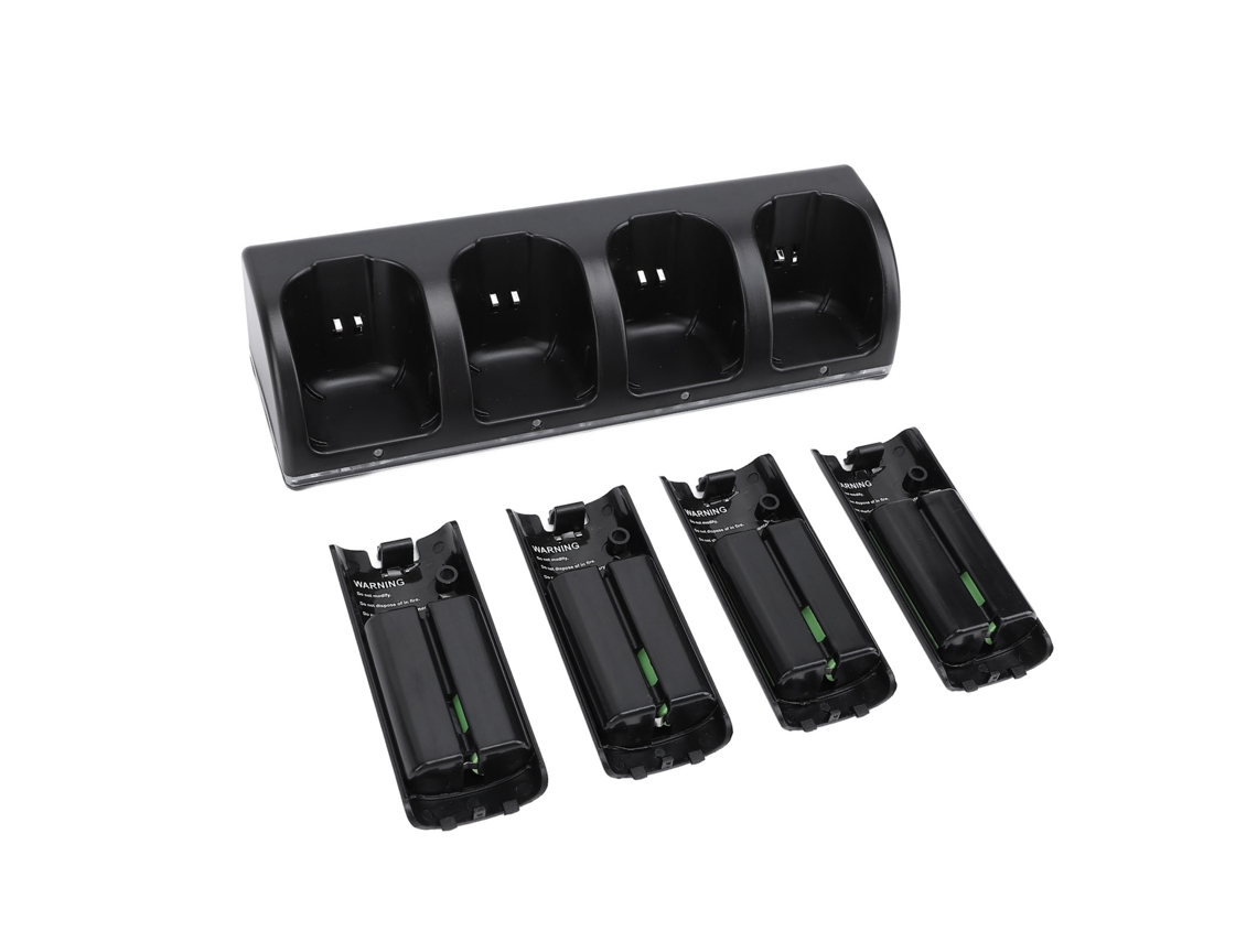 Estación de carga para mando de Wii con 4 baterías recargables de 2800 mAh en negro | S/MARCA