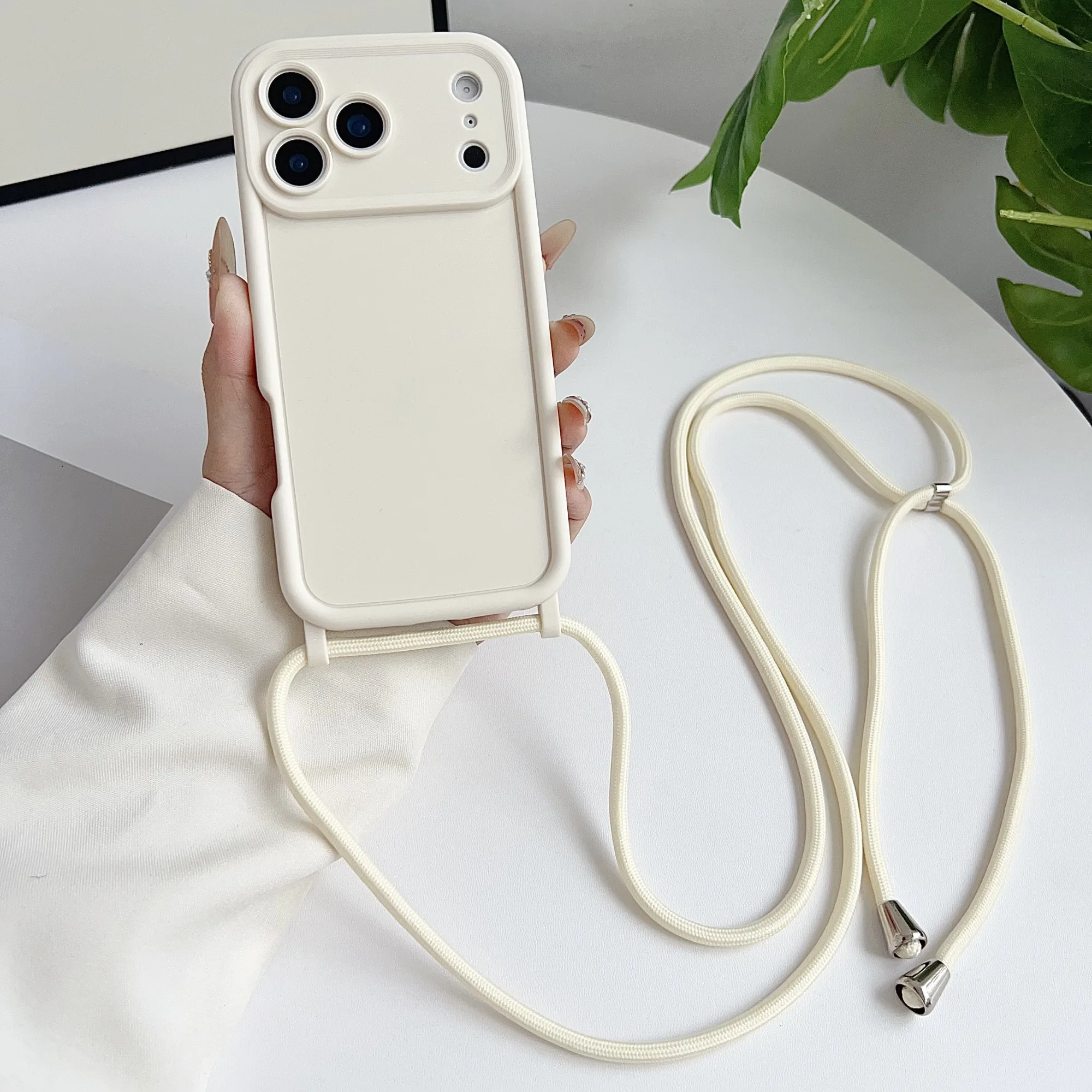 Capa Para Iphone 11 (marrom Claro) Com Alça Transversal, Protege A Câmera E É Resistente A Impactos.