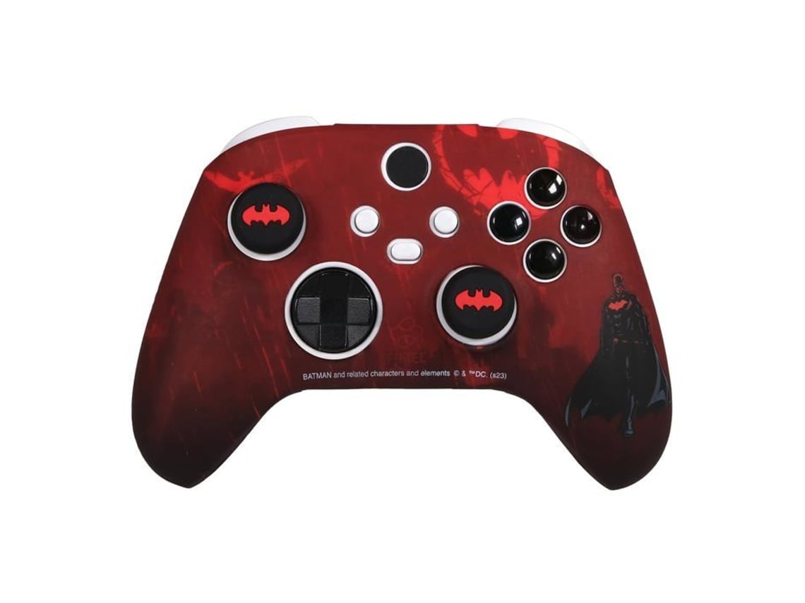 Acessório Dc Customkit Batman Capa Protetora Silicone Compatível com Xbox Vermelho e Preto BRILVIBERA