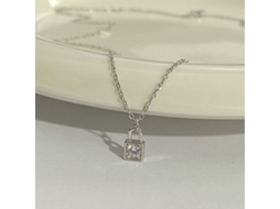 Colar em Prata de Lei 925 com Pequeno Pingente Cravejado de Zircônias, Estilo Luxuoso, Requintado, Sofisticado e Versátil. MDUG (ouro Branco)