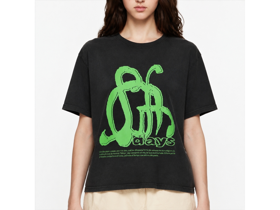Camiseta Rockinstone Pellejo Daytatts com estilo de designer exclusivo.