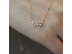 Prata de Lei 925, Duas Pequenas Margaridas, Estilo Japonês e Coreano Simples e Elegante, Amuleto da Sorte Versátil MDUG (ouro)