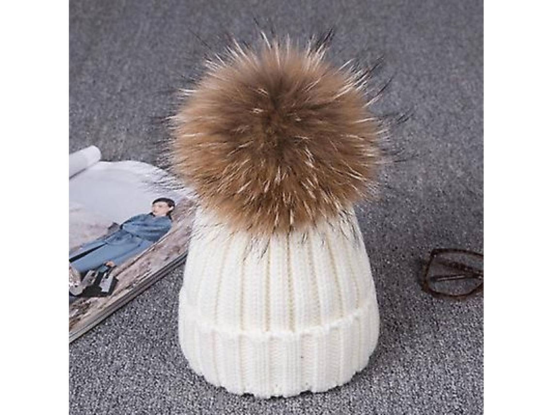 Chapéu de inverno feminino texturizado com pompom de pele sintética, modelo 2026, modelo Skull, branco.
