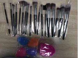 Pincéis De Maquiagem Para Sombras E Lábios Com Aplicação Fácil