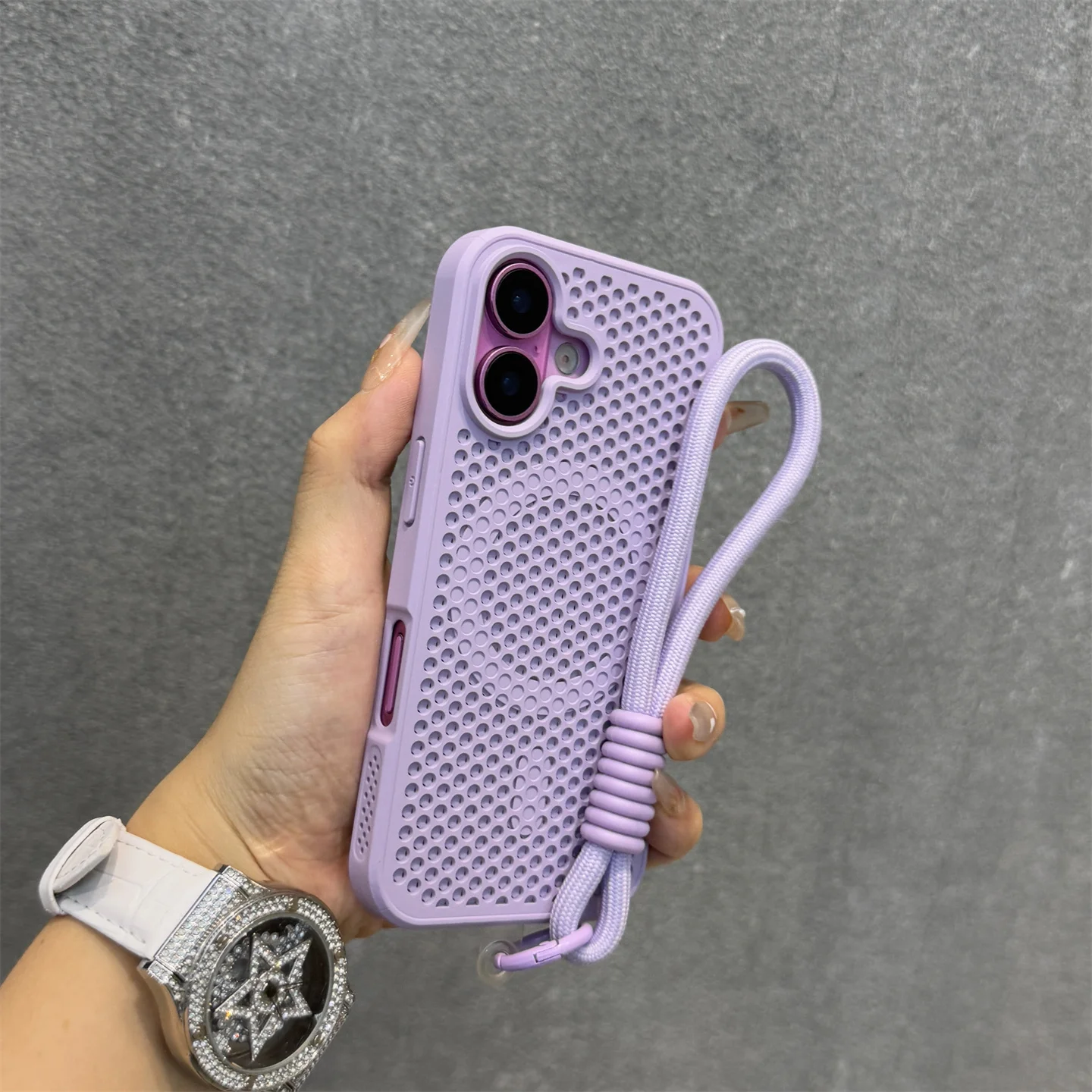 Capa Para Celular Com Toque Suave E Magnética, Em Formato De Colmeia, Para Iphone 16 Plus (roxa Clara).