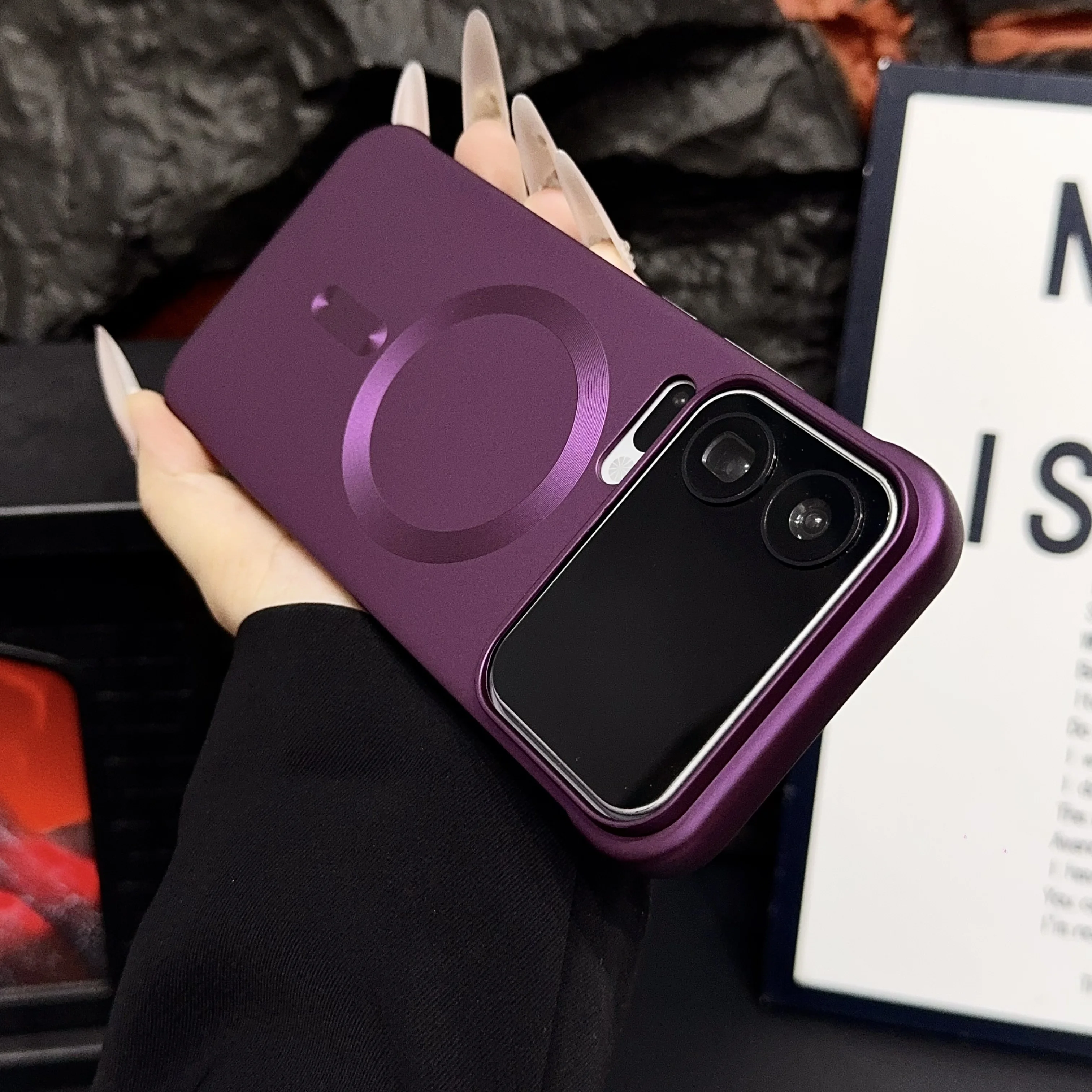 Capa Rígida Fosca Sem Moldura Para Celular (xiaomi 17promax), Ultrafina E Magnética.