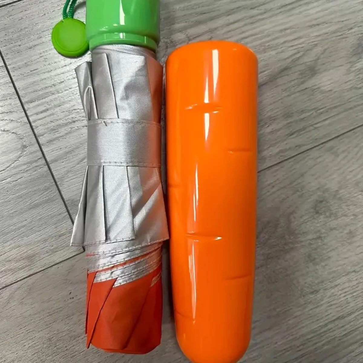 Mini Guarda chuva Portátil com Porta cartões MDUG (verde Escuro)