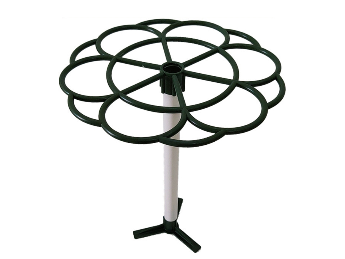 Apoios De Morango Jardim Com Grampos E Potes De Crescimento Elevado