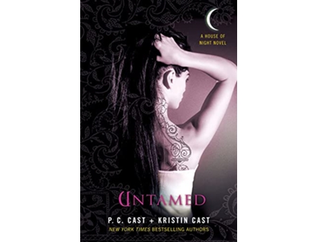 Livro Untamed de P C Cast e Kristin Cast (Inglês - Capa Dura)