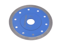 Disco de serra circular diamantado com malha em forma de X para corte de ladrilhos de granito e mármore.