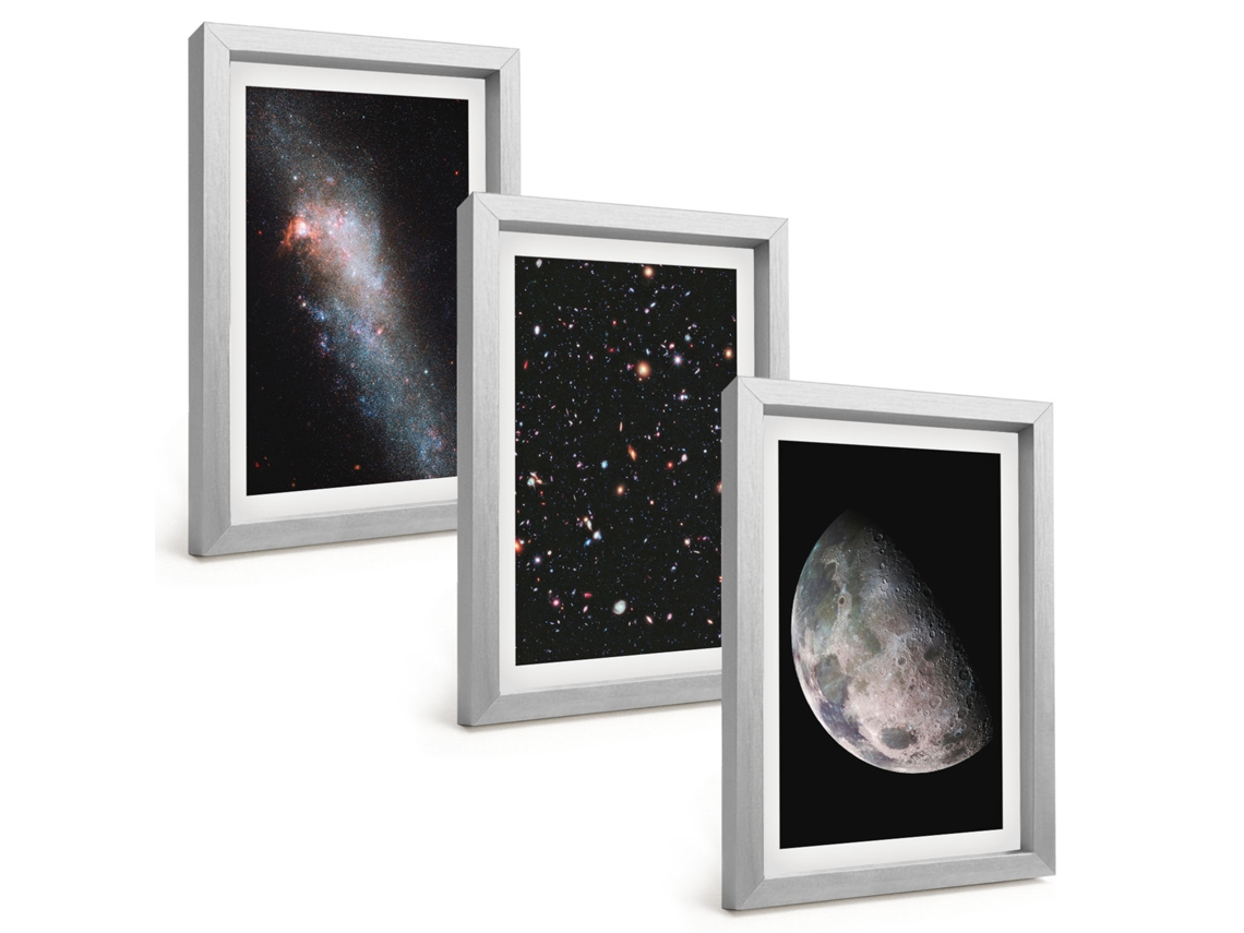 Um Conjunto De Imagens Decorativas Em Uma Molduraespaço, Galáxia, Estrelas E Lua Moldura Prateada Pinturas De Quarto Espelharte (3 Peças 20x30 Cm)