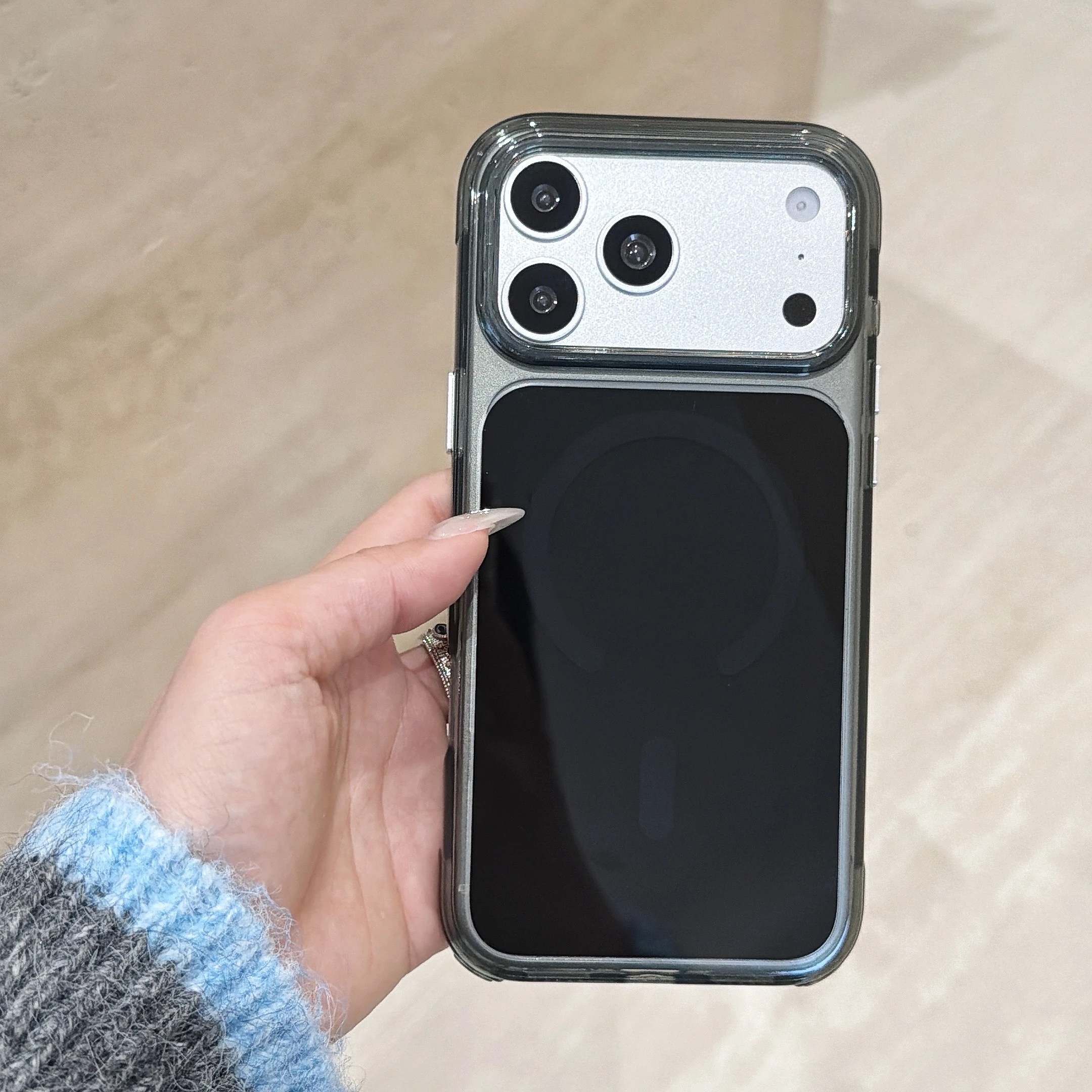 Capa Rígida (preta) Para Iphone 14, Compatível Com Carregamento Sem Fio, Resistente A Impactos.