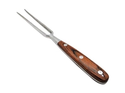 Garfo portátil para churrasco em aço inoxidável com cabo de madeira, resistente ao calor, ideal para uso externo.