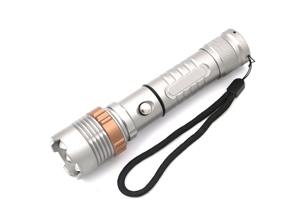 Lanterna portátil externa de longa distância com luz forte