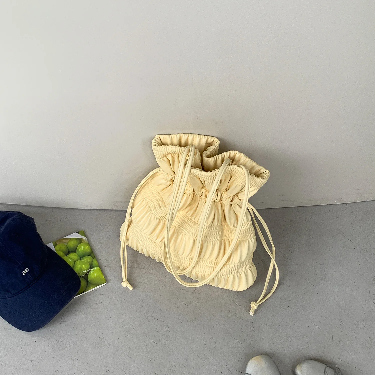 Bolsa De Ombro Feminina Moderna (amarela), Em Couro Pu, Estilo Saco Com Cordão.