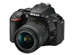 Máquina Fotográfica NIKON D5600 + AF-P 18-55 VR (DX)
