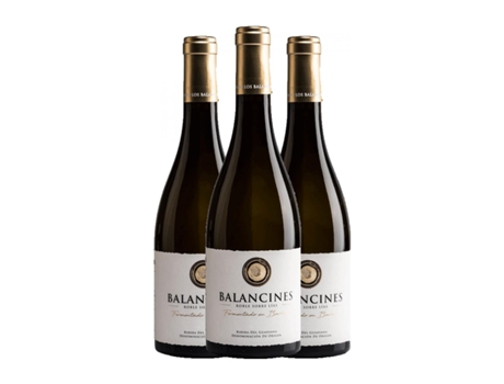 Vinho branco PAGO LOS BALANCINES Sobre Lías Blanco Viura Ribera del Guadiana Carvalho (0.75 L - 3 Unidades)