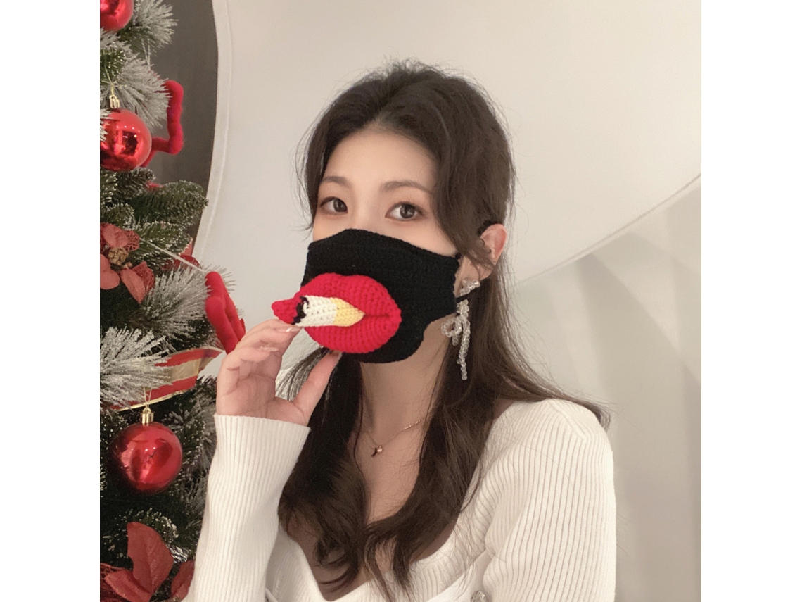 Funny Face Cover Large Red Lips Cigarette Adjustable Soft Knitted