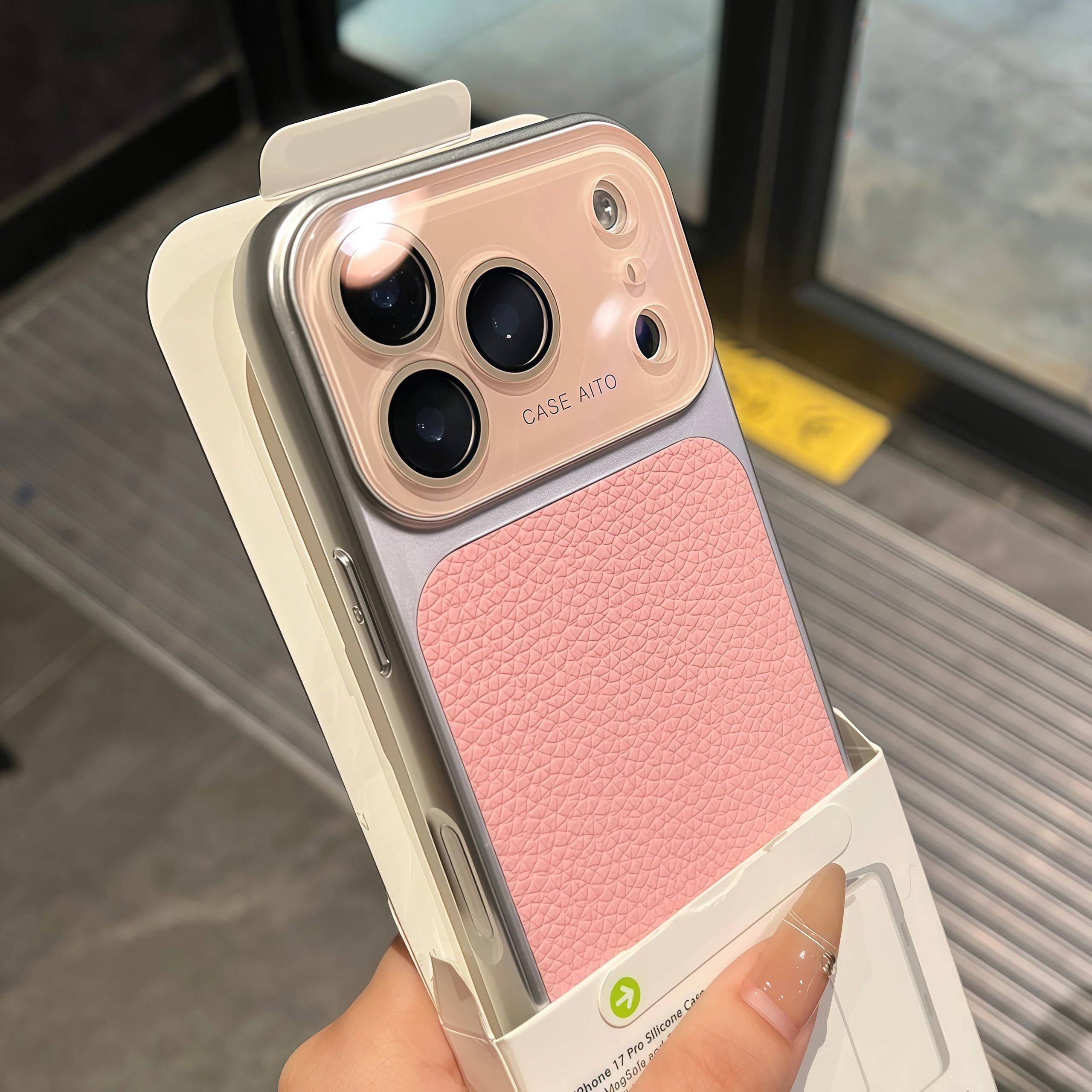 (iphone 13 Rosa) Capa De Celular Retrô Em Couro Cor Lichia, Fosca E Resistente A Impactos.