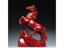 2026 figura de Cavalo em Madeira 14 Cm Estátua de Cavalo Gravada À Mão Decoração para Lar e Presente Único