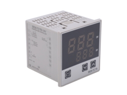 Controlador De Temperatura Digital Pid Termostato Com Alarme Para Aparatos E Motores 100-240vac (bemtc7b14v)