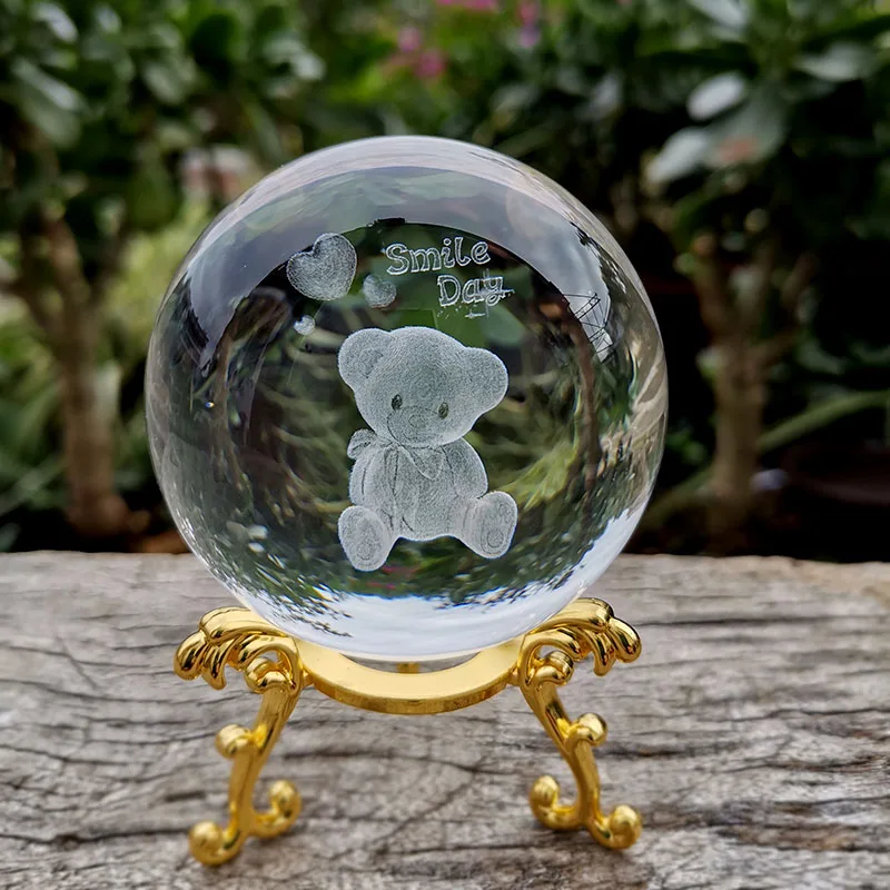 Bola de Cristal 60mm Esfera de Vidro Esculpida em 3d Peso de Papel com Base MDUG (estilo 33 60mm)