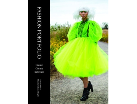 Livro Fashion Portfolio de Michelle Nahum-Albright (Inglês)