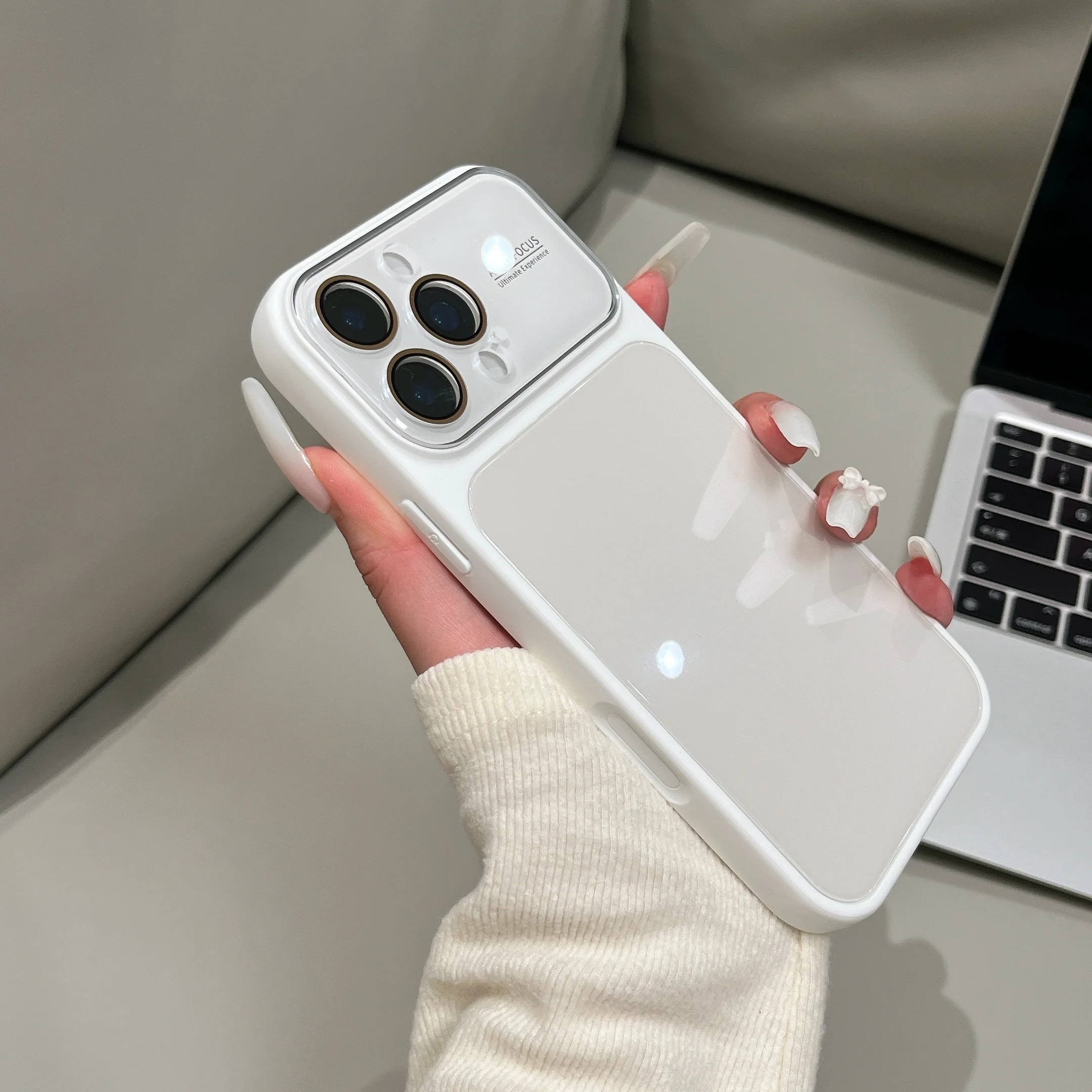 Capa De Celular Em Vidro Temperado (para Iphone 17 Pro Max Branco) Com Proteção Para Lente De Cristal.