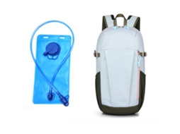 Mochila Azul-clara Para Atividades Ao Ar Livre/trilhas, Com Reservatório De Hidratação, Simples E Prática.