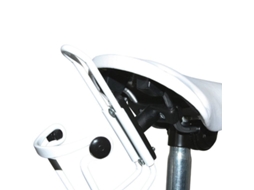 Fixação de suporte de lata no carrinho de sela P2R