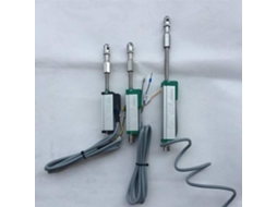 Sensor de deslocamento linear com retorno automático da Mola KTR-150