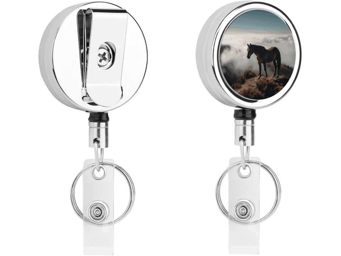 Cavalo No Topo De Uma Montanha Enevoada Suporte para Crachás Retrátil Engraçado, Suporte para Crachá de Enfermagem com Clipe, Chaveiro
