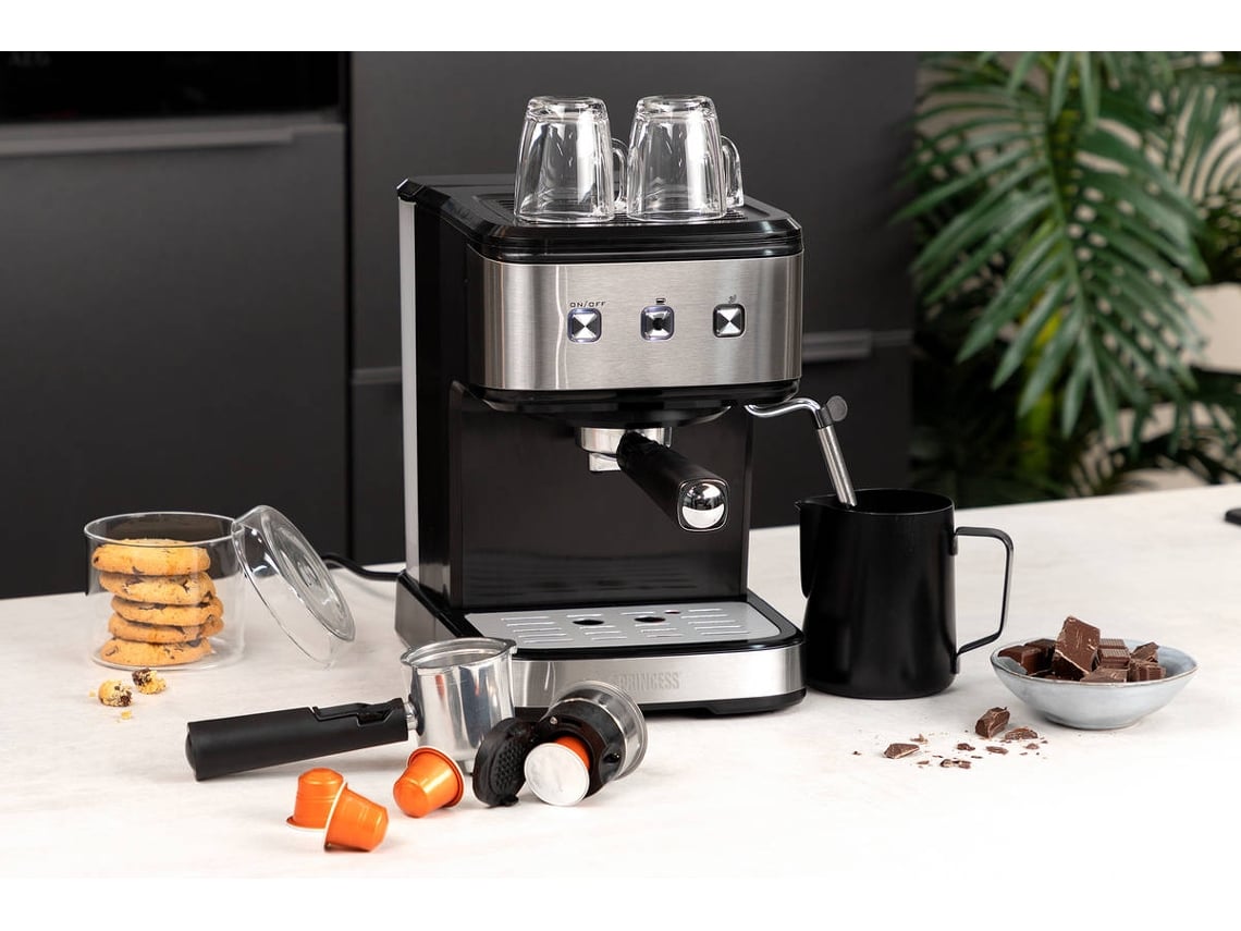 Máquina de café con cápsulas o café molido?