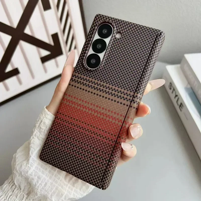 (galaxy Z Fold6) Capa De Luxo Antichoque Com Textura De Fibra De Carbono E Carregamento Sem Fio Magnético Invisível