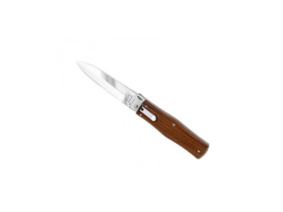 241º Couteau Predador Mikov