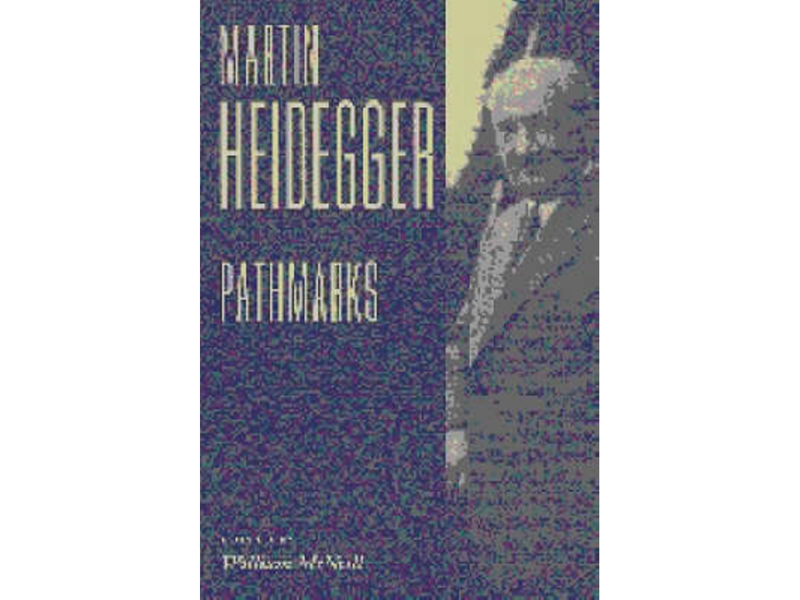 Livro pathmarks de martin heidegger (inglês)